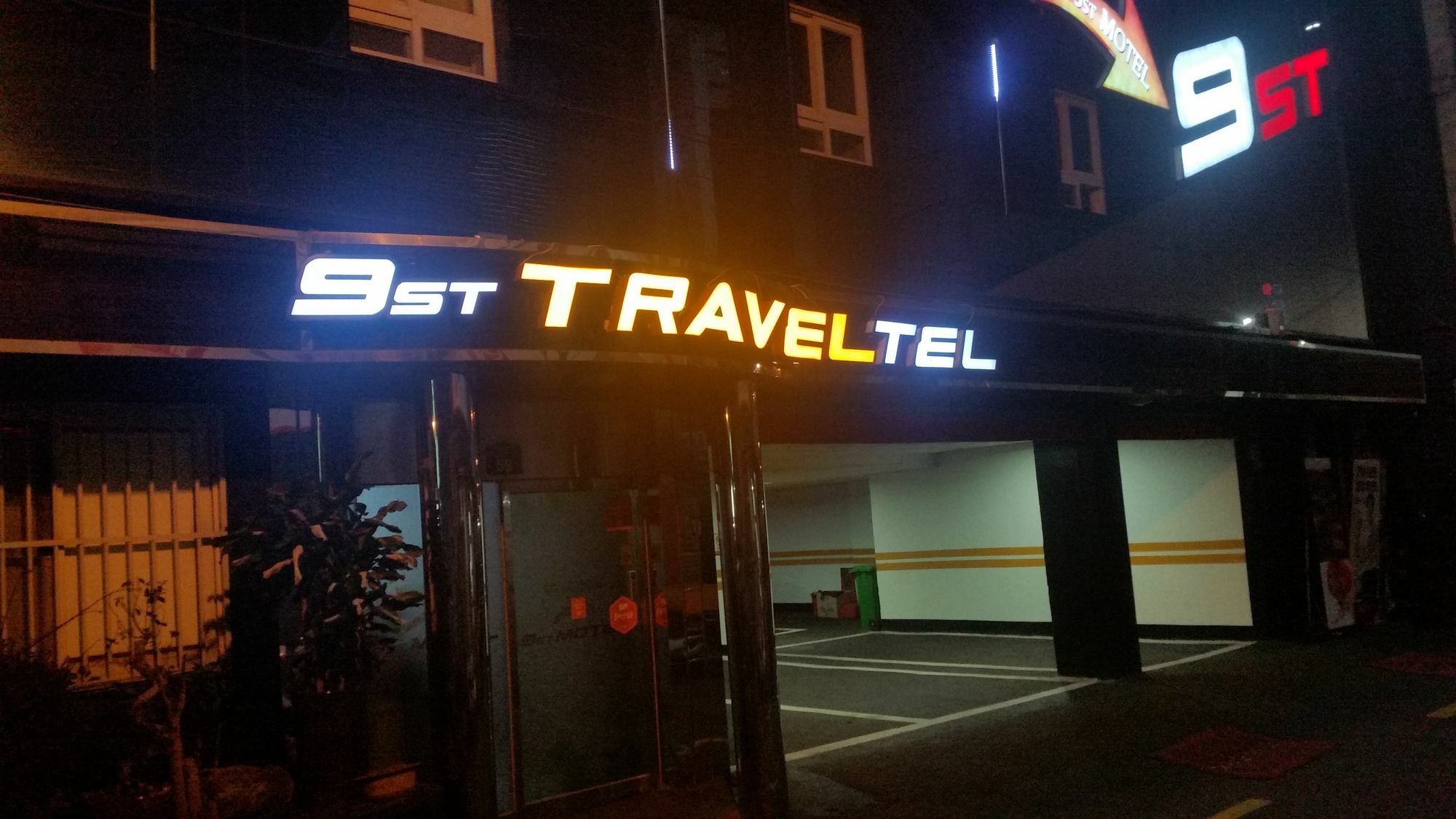 9St Traveltel Hotel Busan Exterior photo